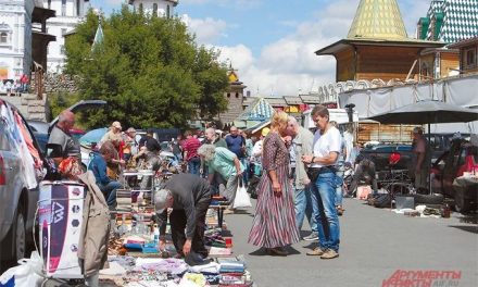 Сокровища «Вернисажа» и «Левши». Что можно найти на блошиных рынках Москвы?